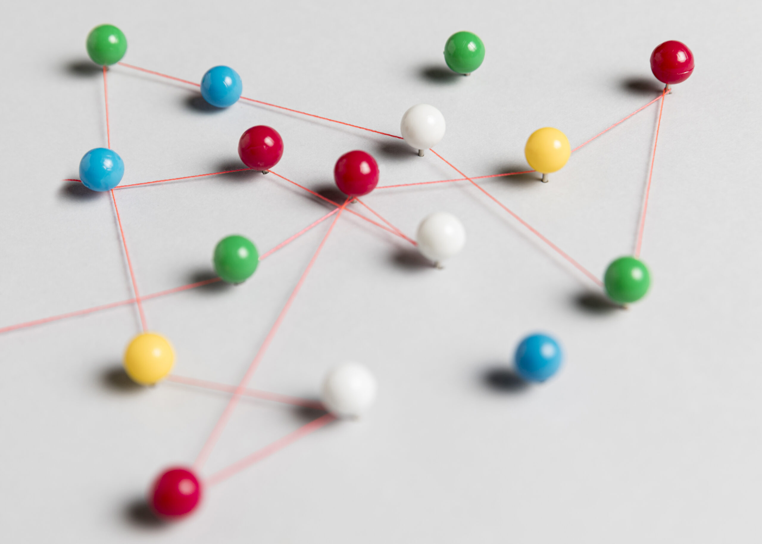 Quanto tempo impiegano i tuoi utenti per convertire? 7 giorni? 30? Scopri i 2 strumenti nascosti di Google Ads per analizzare i tempi di conversione e migliorare la tua strategia.